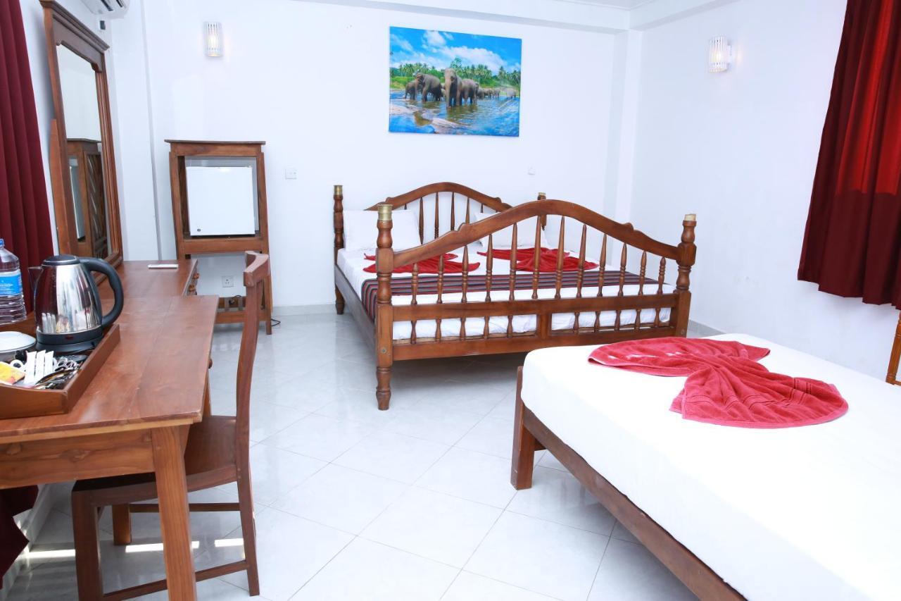 Hotel Mirissa Heights Esterno foto