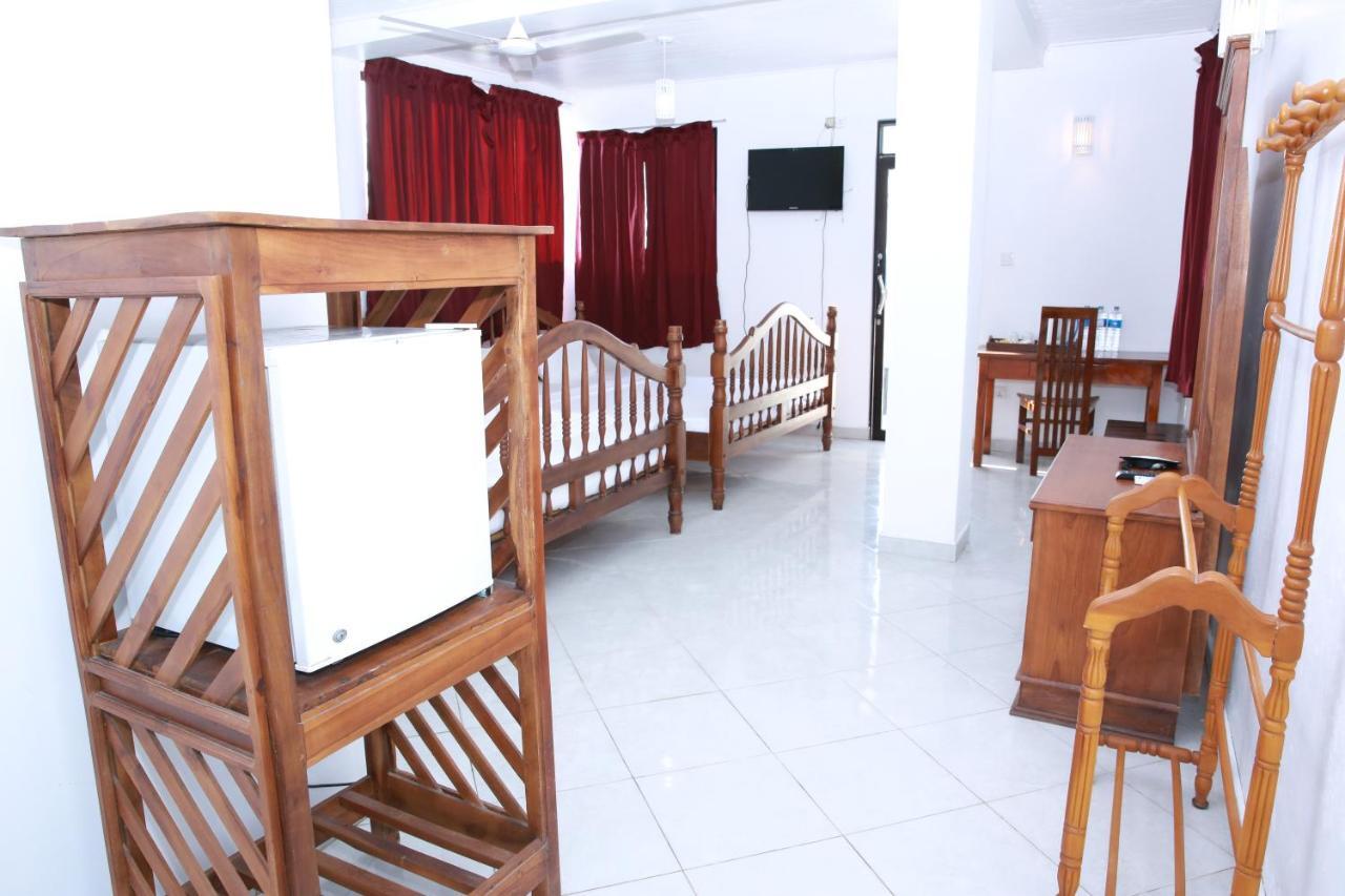 Hotel Mirissa Heights Esterno foto