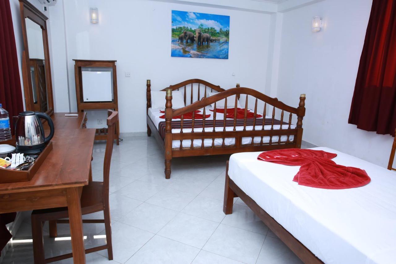 Hotel Mirissa Heights Esterno foto